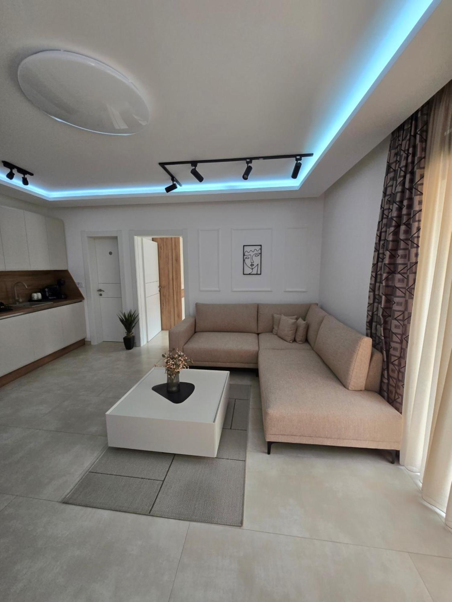 Marea Deluxe Apartments Cattaro Esterno foto